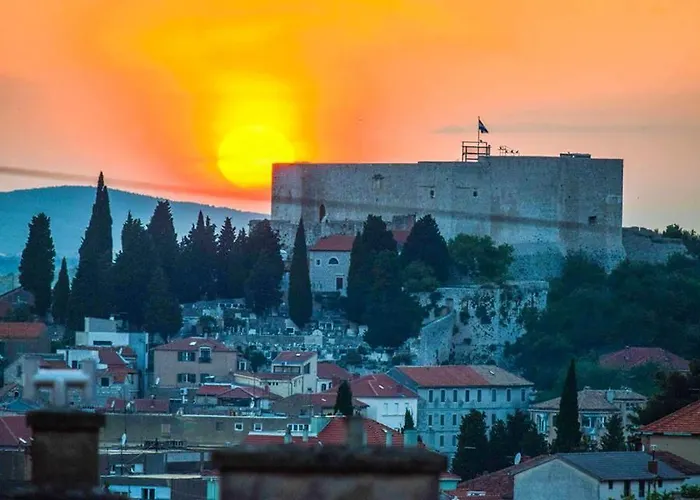 شقة Marko شيبينيك