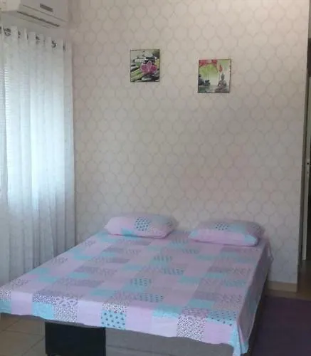 شقة Marko شيبينيك